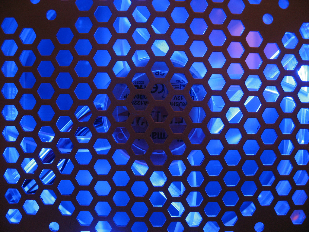 Augusztusban jön az AMD Barcelona