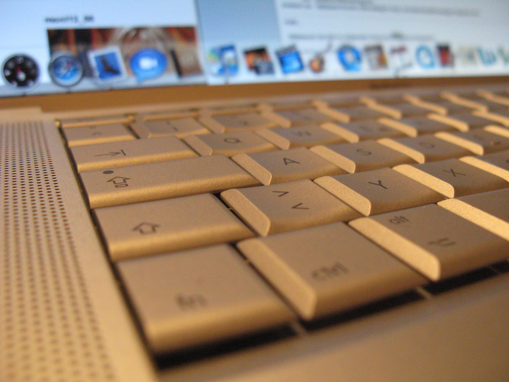 Az Intel csökkentette a mobil CPU-k árát