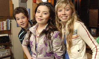 Bejelentve az iCarly 2
