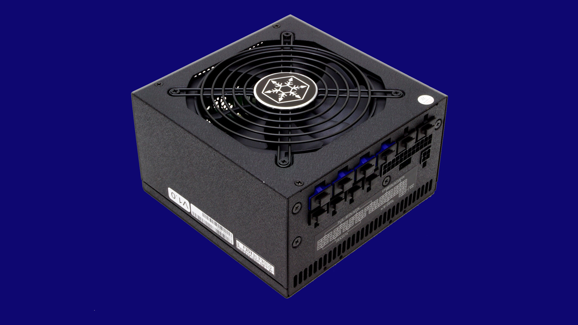 Bivaly tápokkal bővít a SilverStone