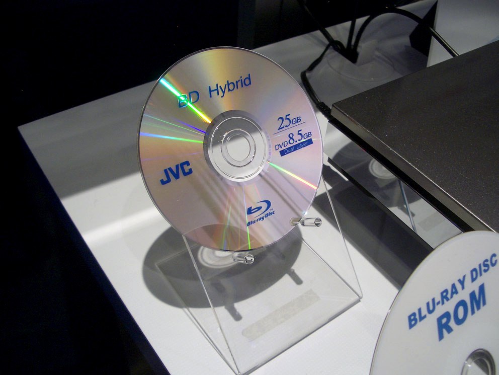 Blu-ray-DVD Hybrid lemezt jelentett be az Infinity Storage Media