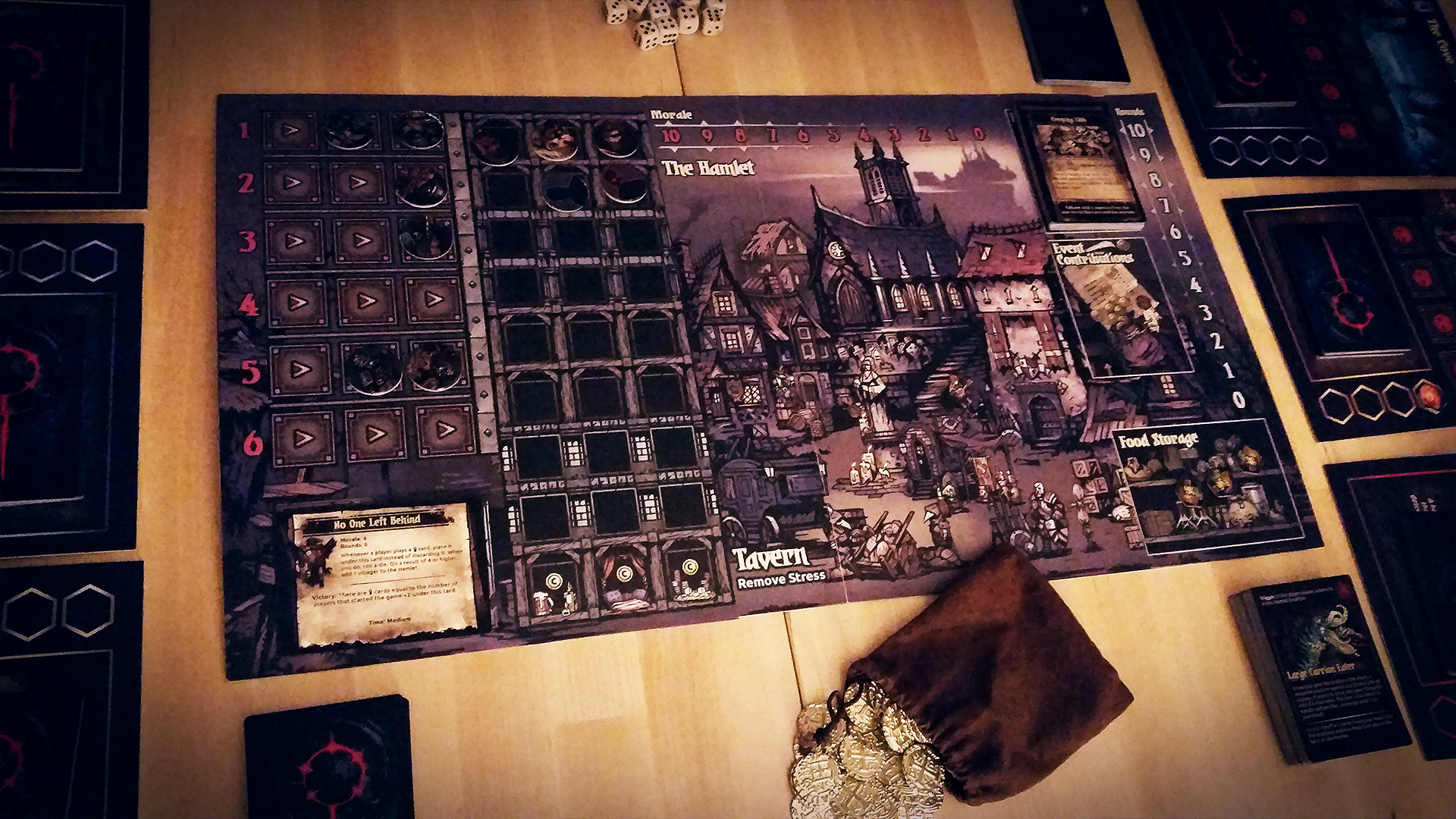 Bődületes sikert aratott a Kickstarteren a Darkest Dungeon: The Board Game