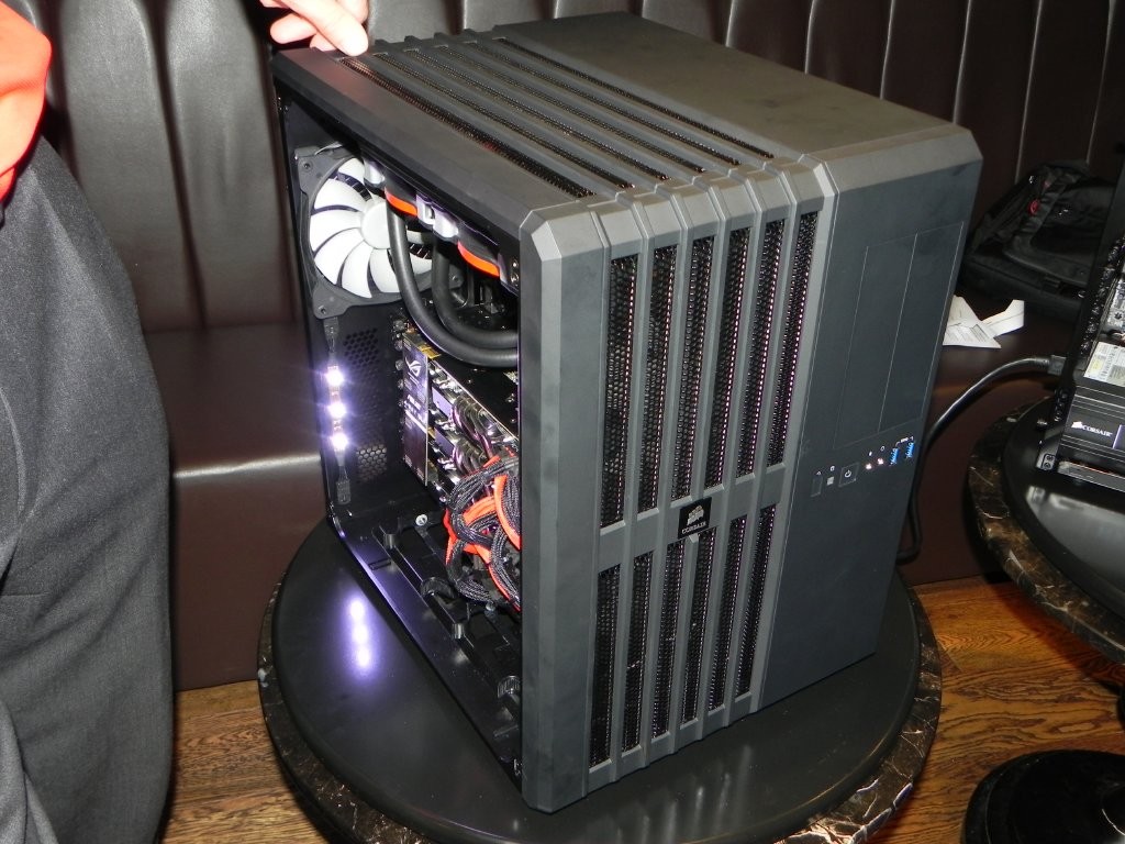 Computex 2013: Különleges számítógépházzal jelentkezett a Corsair