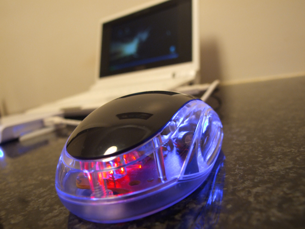 Csak 15 dollárral lesz drágább az érintőképernyős Eee