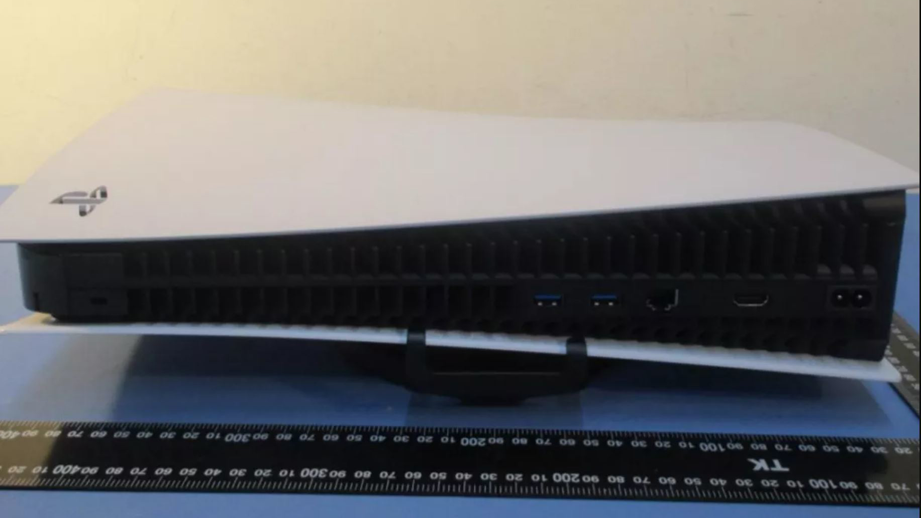 Egy igazi szörnyeteg lesz méret tekintetében a PS5