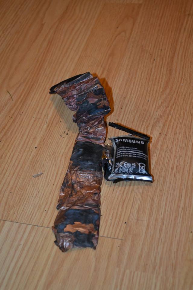 Éjszaka robbant fel egy Samsung Galaxy Ace 2 akkumulátora