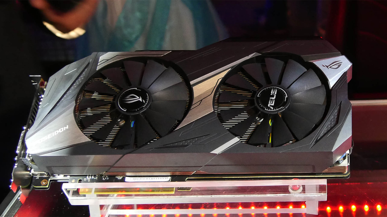 Érkezőben az ASUS új Poseidon modellje