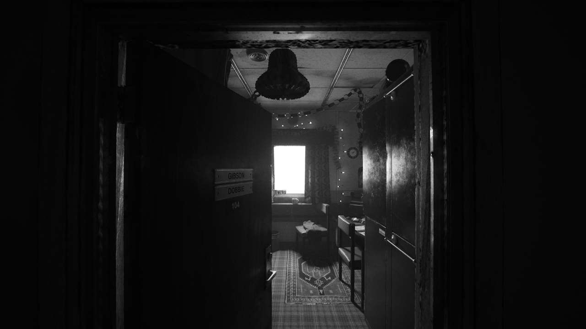 Ezentúl fekete-fehérben is retteghetünk a Still Wakes the Deepben