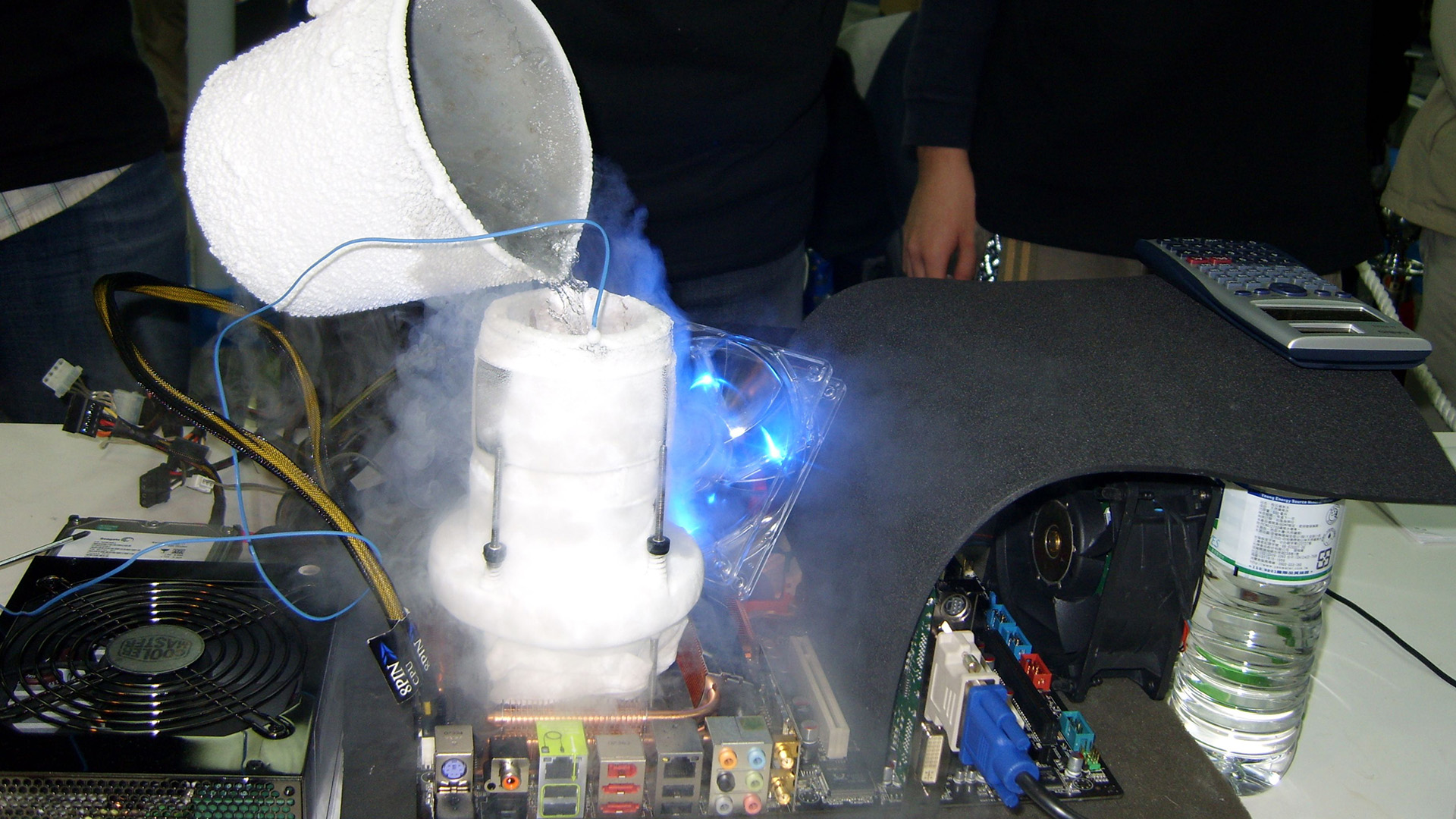 Megdőlt a processzor overclock rekord