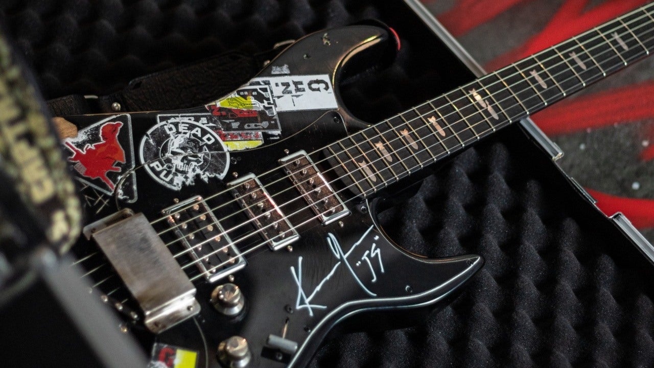 Gitárt és bőrdzsekit kapnak a Cyberpunk 2077 megbecsült fejlesztői