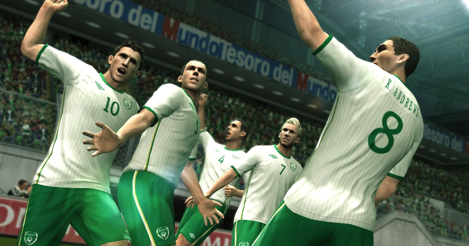 Ingyenes DLC érkezik jövő héten a Pro Evolution Soccer 2011-hez