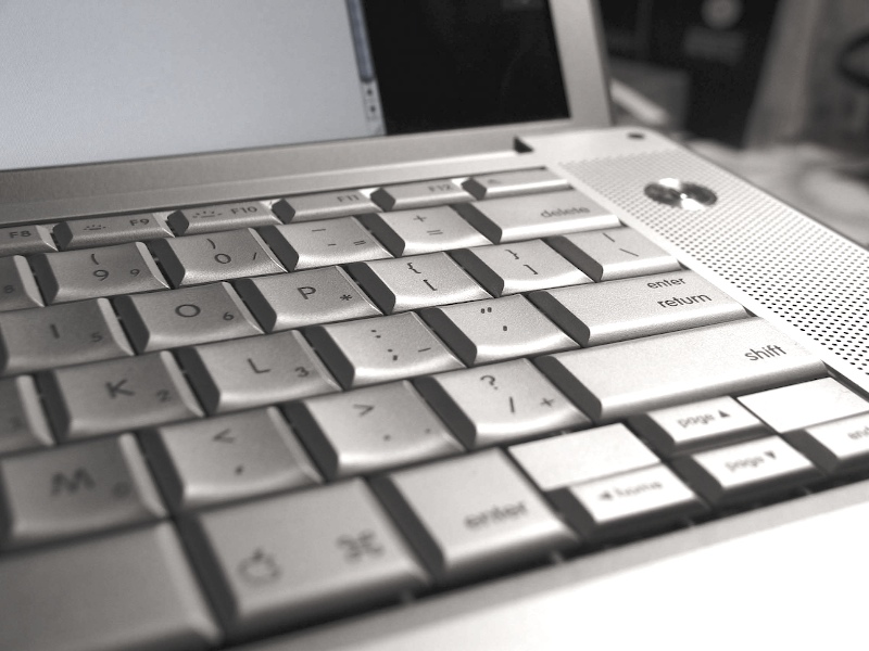 Intel Core 2 Duo T7800 mobil CPU szeptember 2-án