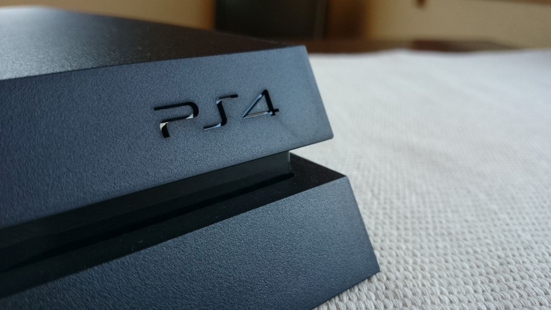 Januárban startol Kínában a PS4 és a PlayStation Vita