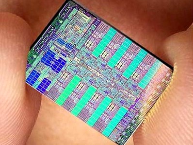 Jövőre érkeznek a 45nm-es Cell processzorok