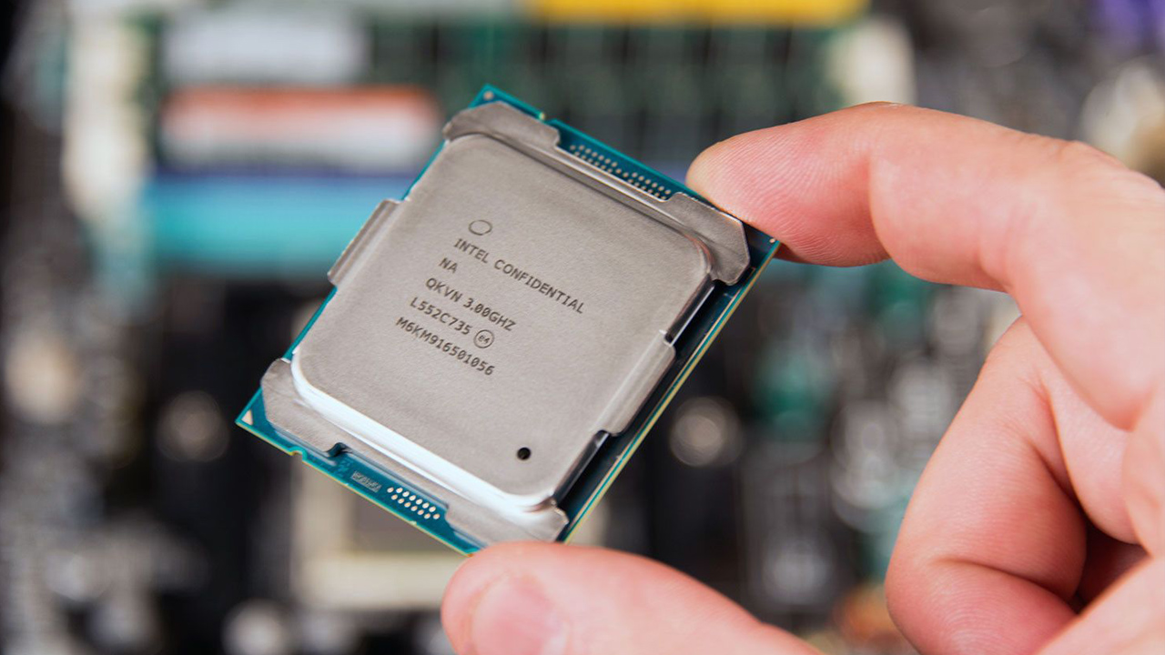 Kamera elé került két Z270-es ASRock alaplap