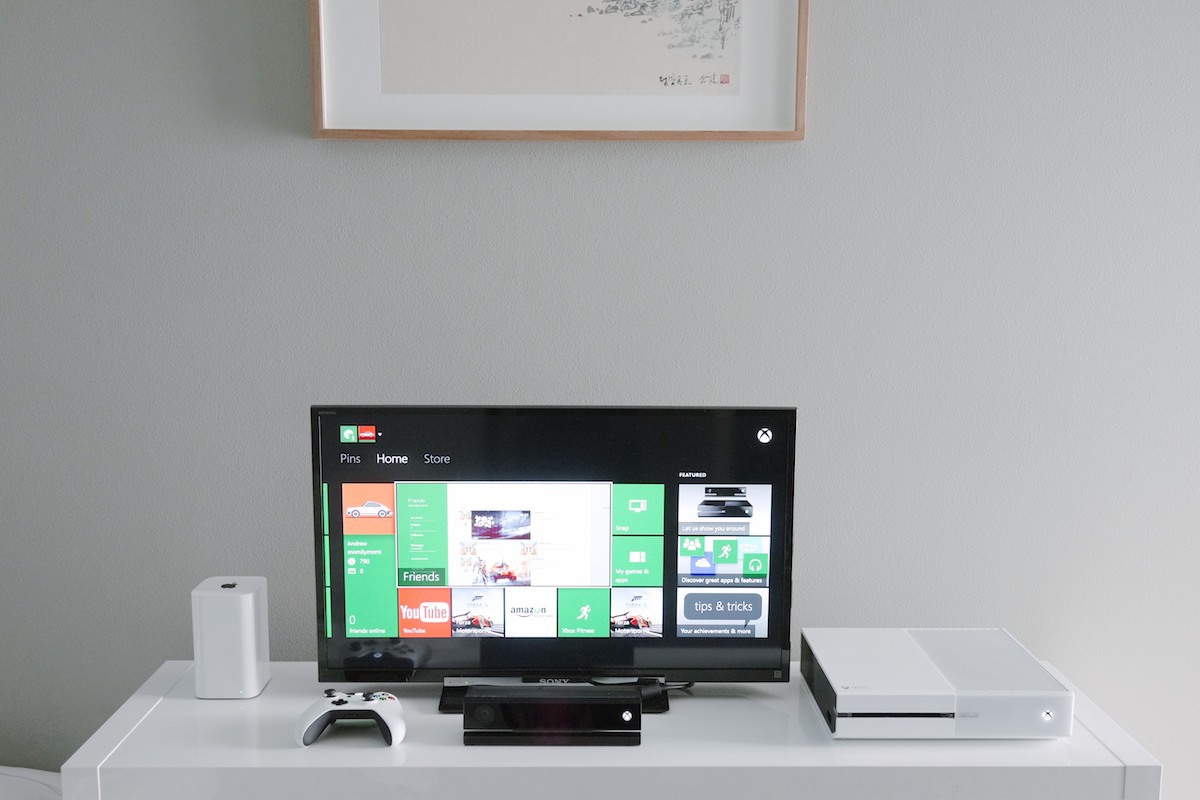 Képeken a limitált Xbox One, eBay-en 3.000 dollárt kérnek érte