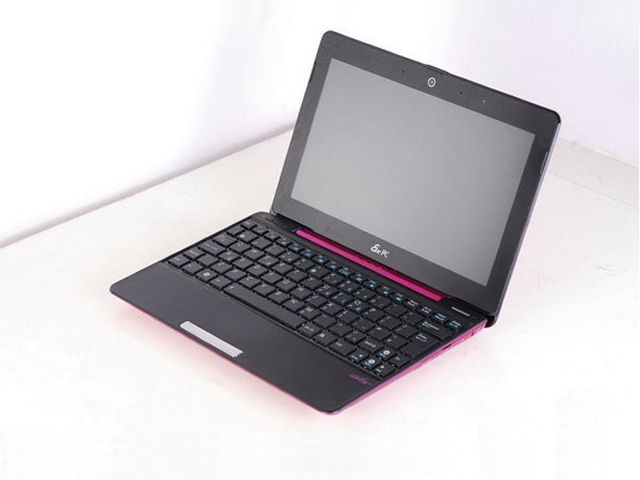 Készül az Asus legújabb Eee PC 1008P-KR netbookja