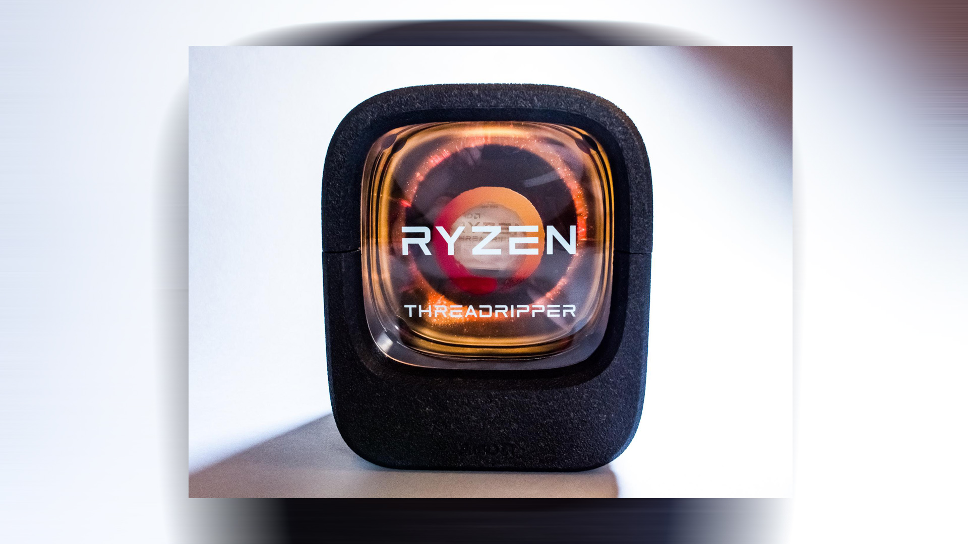 Különleges csomagolást kap az AMD Ryzen Threadripper család