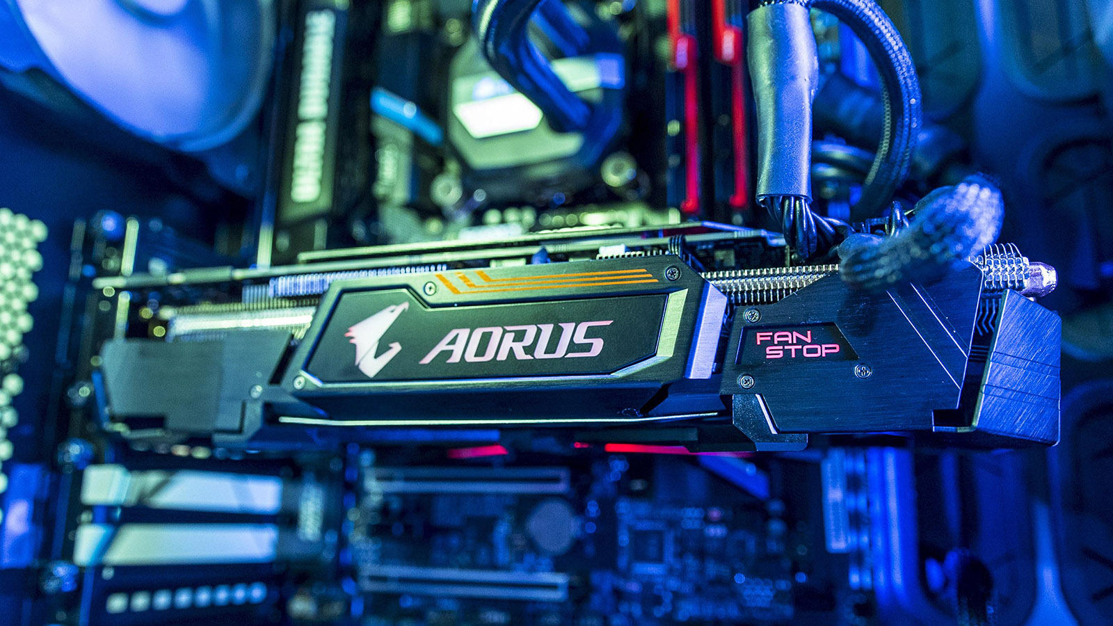 Külső VGA dokkolóval bővít a Gigabyte