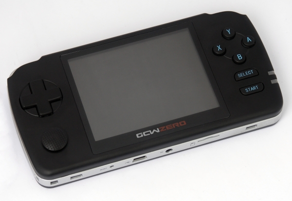 Májusban érkezik a GCW-Zero handheld