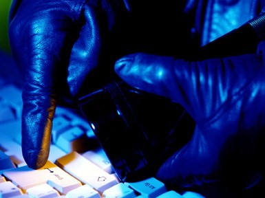 MDF: Az APEH mondja fel a BSA-val kötött szerződését