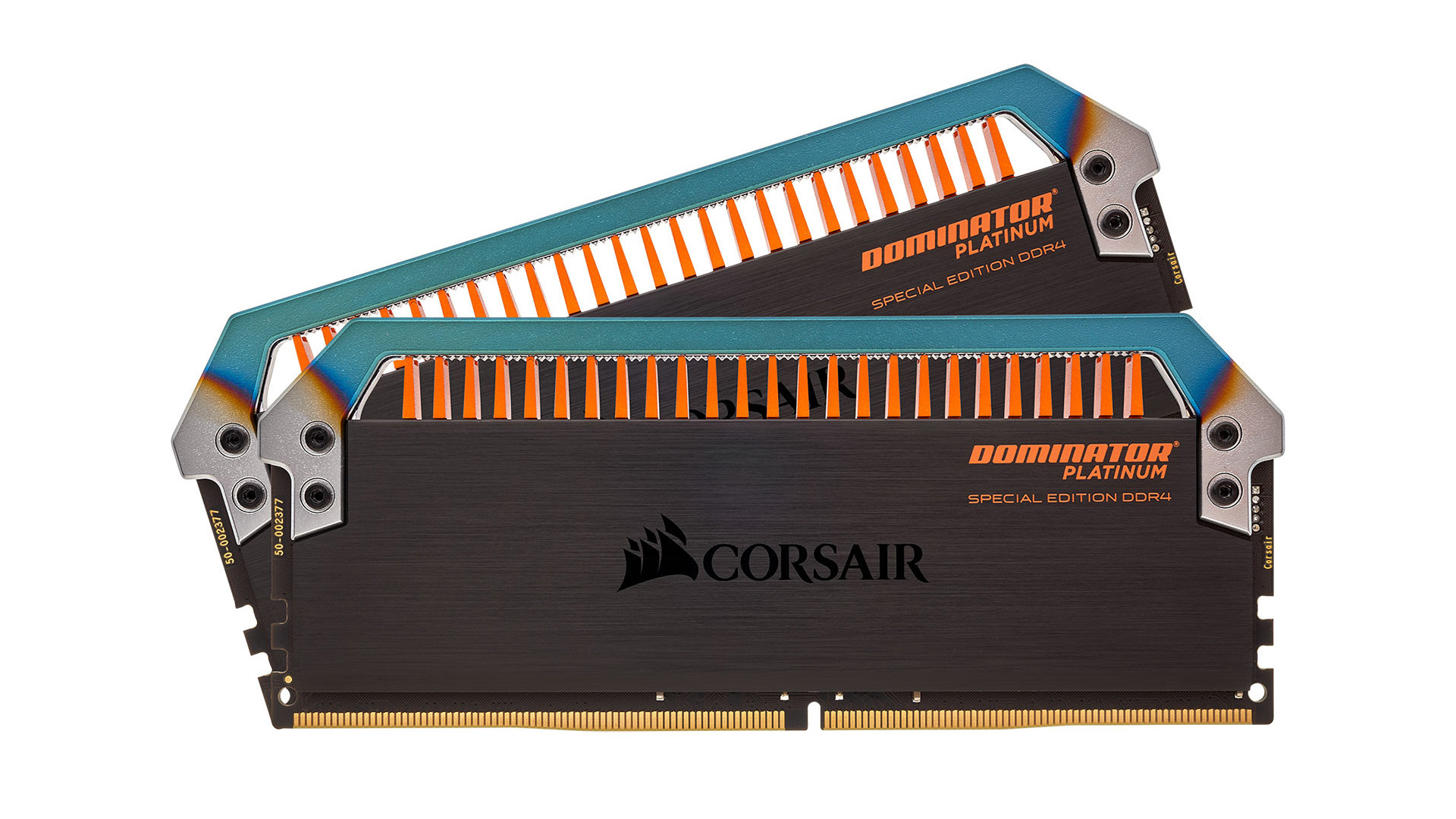 Méregdrága DDR4-es modulokkal bővít a Corsair