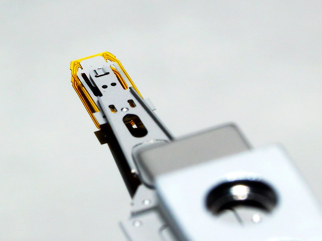 Merevlemezes technológiáért osztották az idei fizikai Nobel-díjat