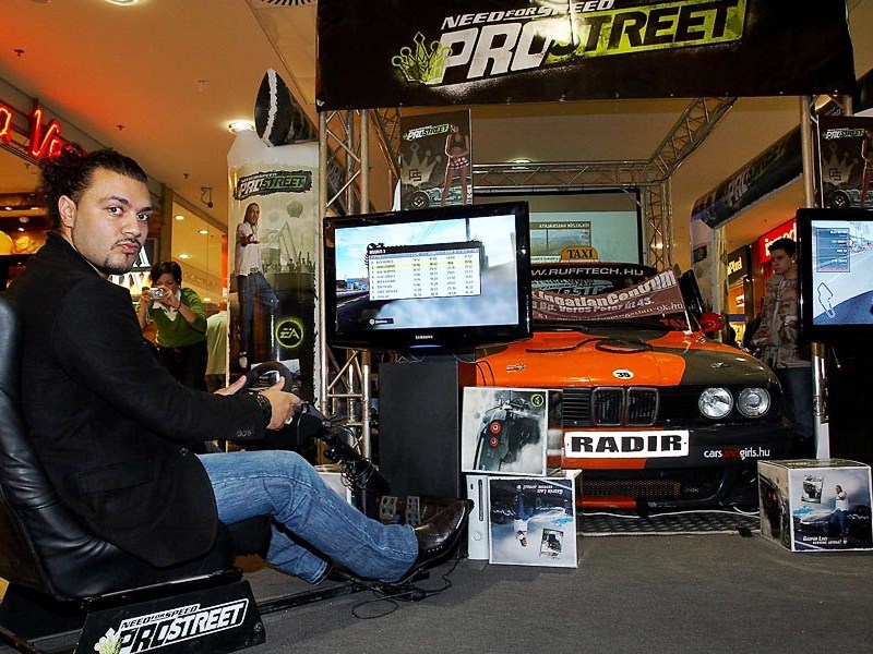 Need for Speed Launch Party Gáspár Lacival