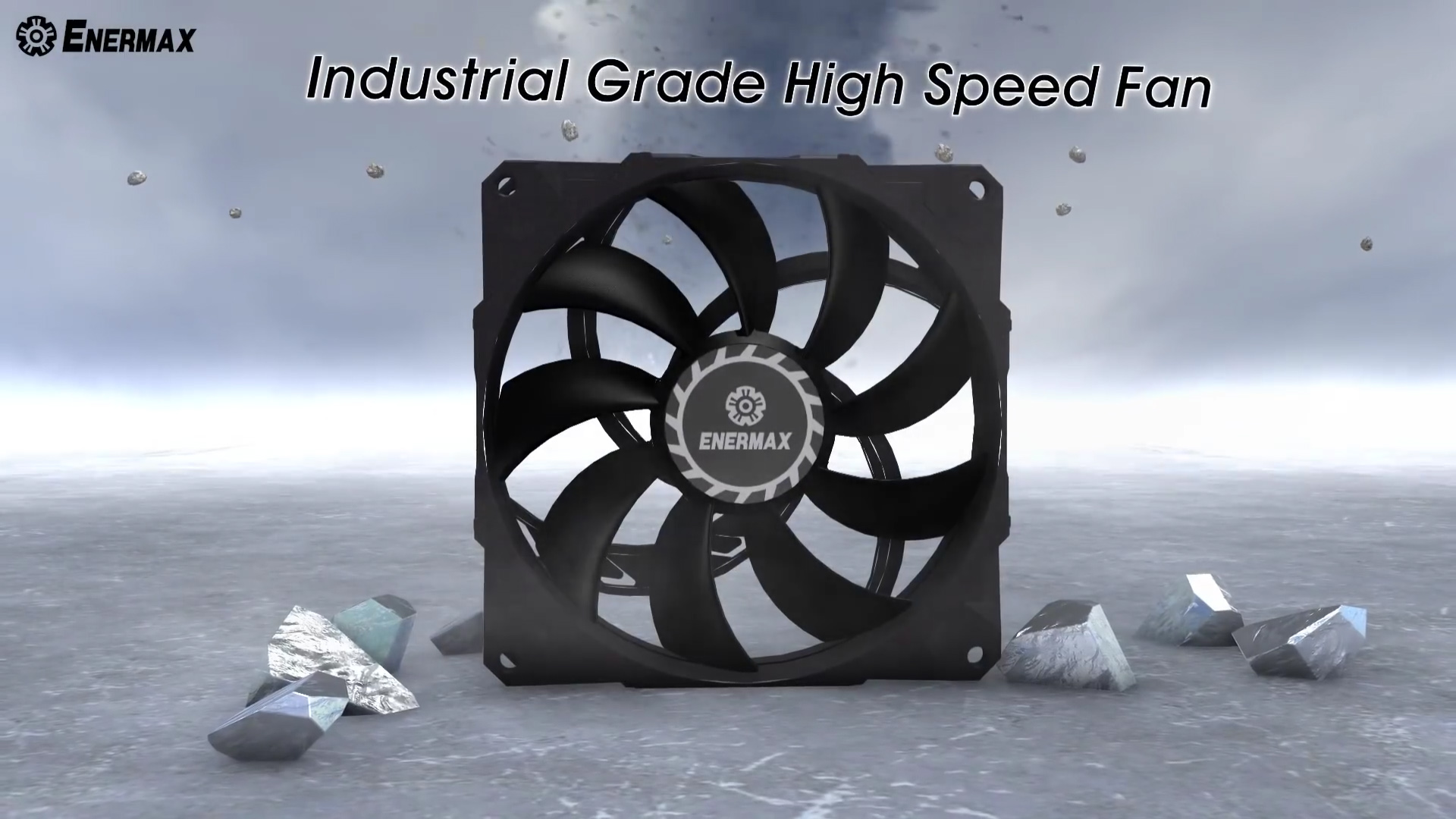 Öntisztítós hűtővel bővít az Enermax