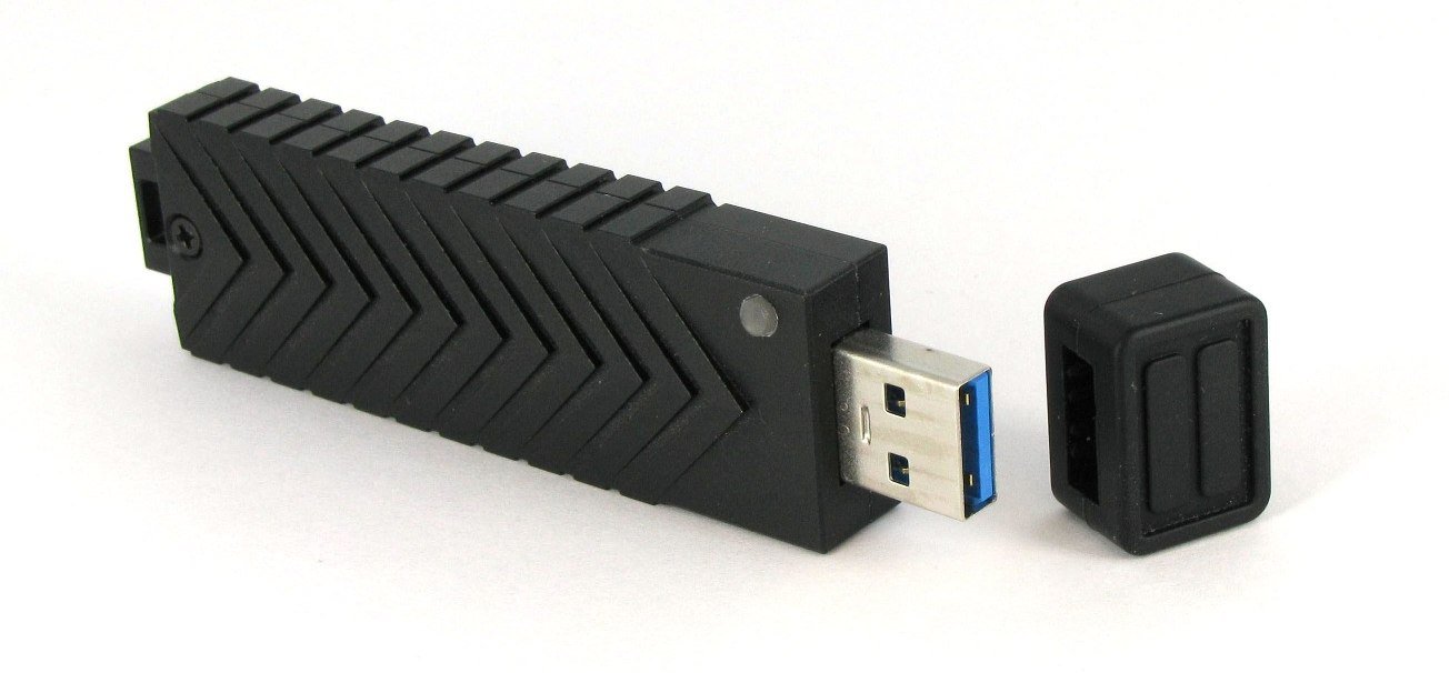 Pár nap és kapható lesz a világ leggyorsabb 240GB-os pendrive-ja