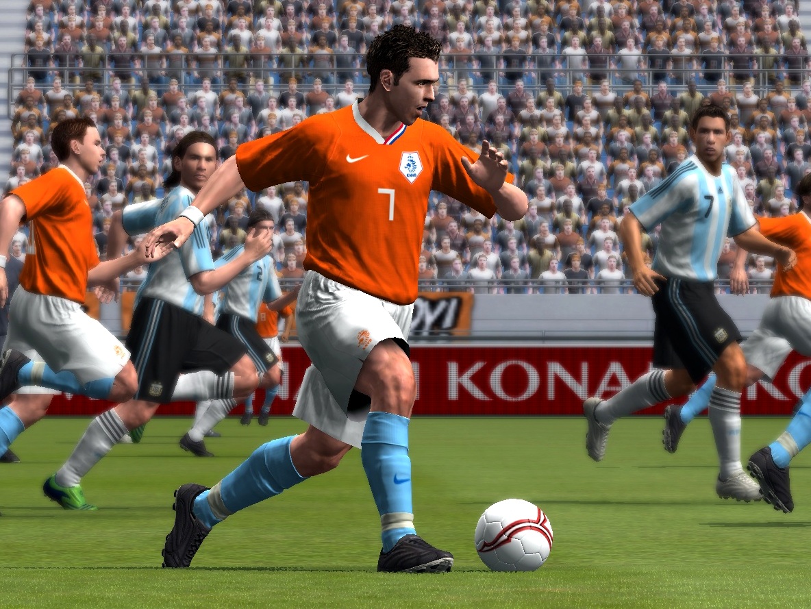 Pro Evolution Soccer 2009: Októberben érkezik