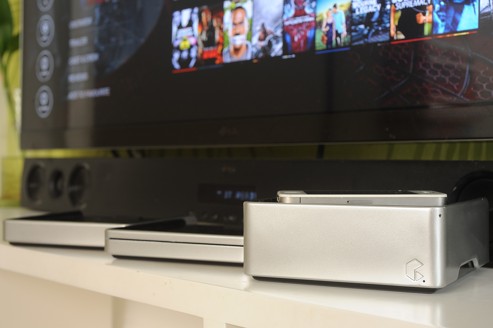 Retro játékokat is játszhatunk az EzeeCube néven készülő nappalis mindenessel