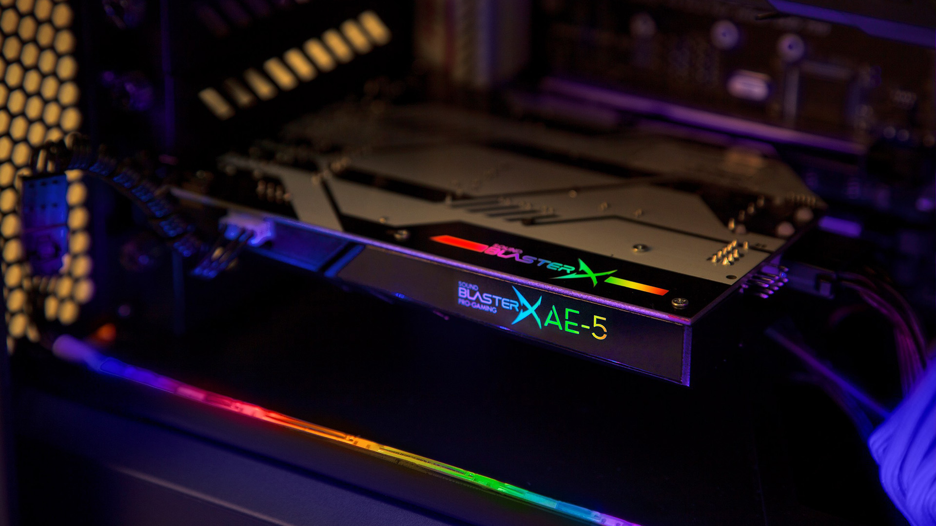 RGB világítást kapott a Creative új hangkártyája