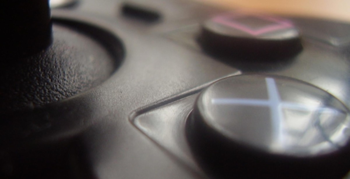 Saját édesapját lőtte fejbe a gyermek, amiért az nem vett neki PlayStationt