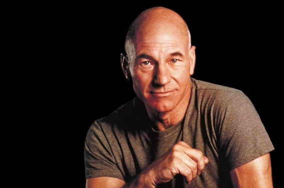 Sir Patrick Stewart lesz a narrátor a The War of the Worlds-ben
