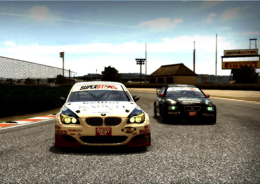 Superstars V8 Racing: Debütál a Black Bean Games vadonatúj autószimulátora