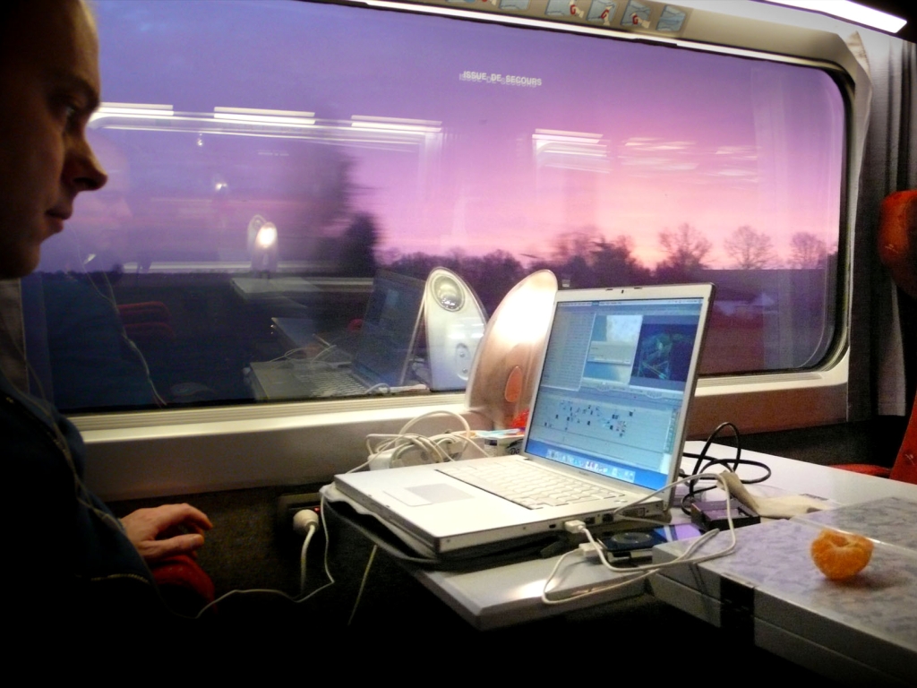 Szélessávú vezeték nélküli internet a szuper-expresszen