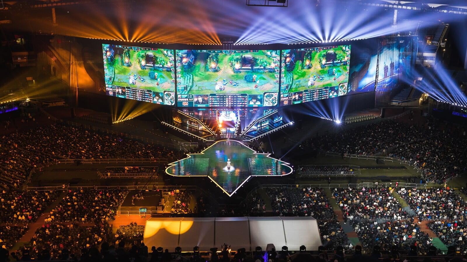 Szintet lépett a hazai e-sport szcéna