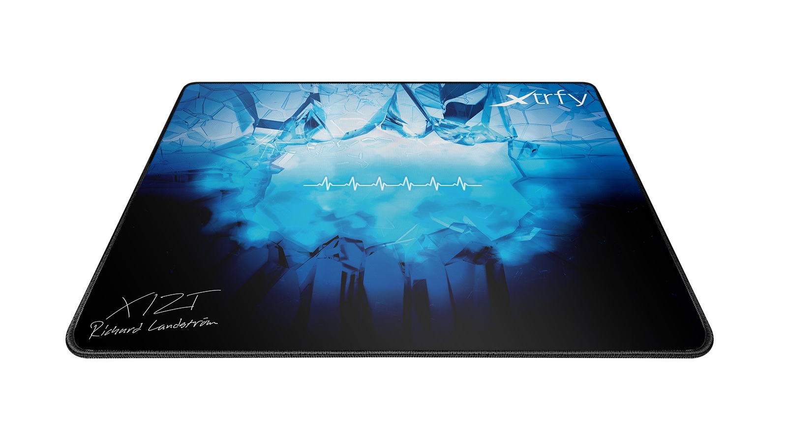 Tartós gamer egérpadokat mutatott be az Xtrfy és a Ninjas in Pyjamas