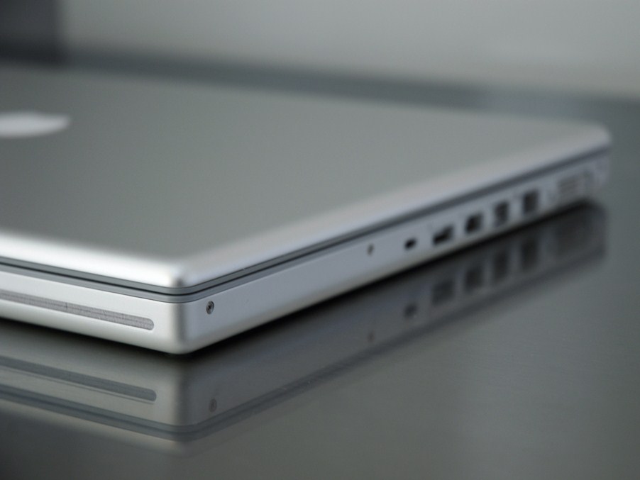 Teljesen új noteszgépkategória bevezetésére készül az Apple