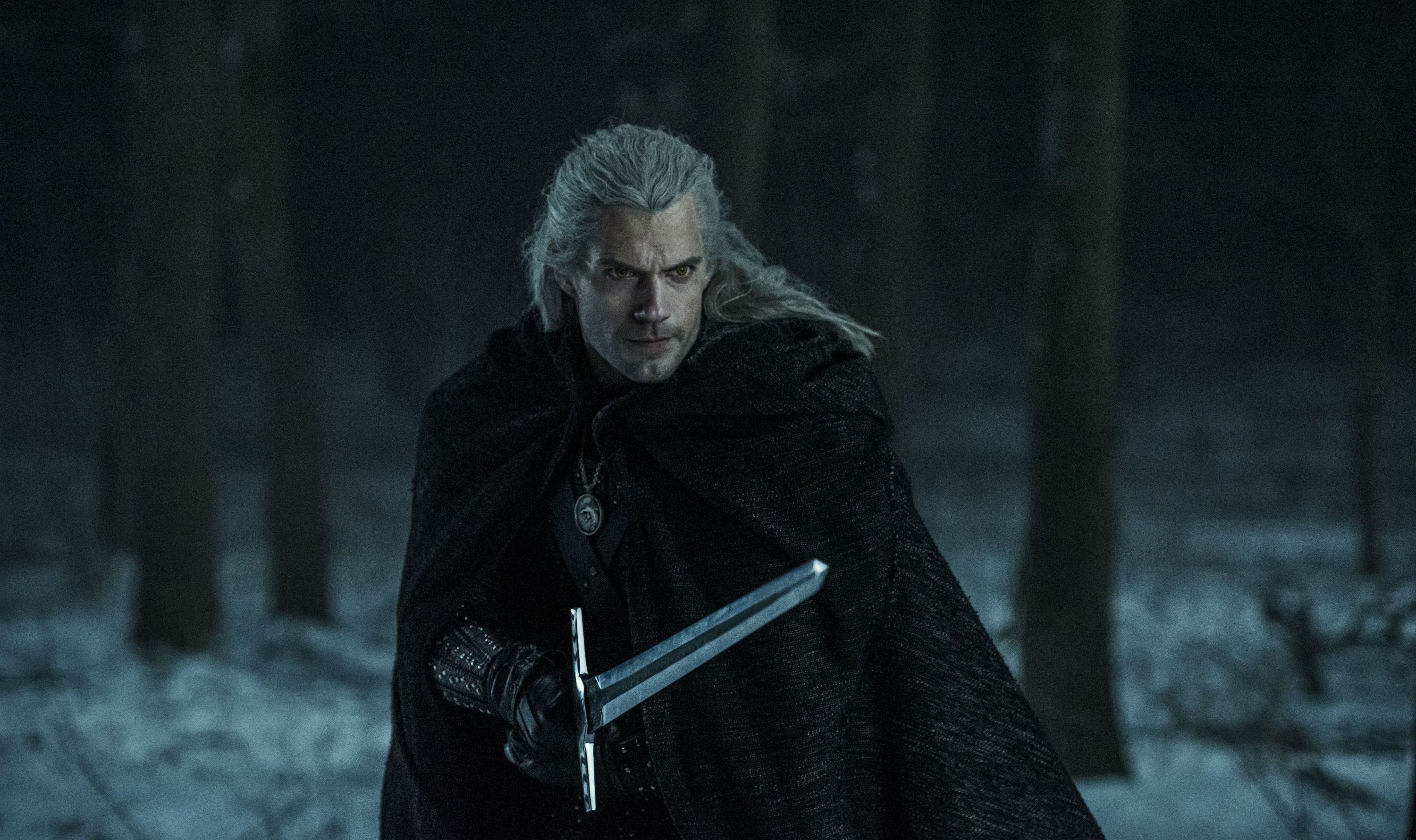 Több pozitív koronavírus-teszt után ismét leállt a The Witcher második évadának forgatása