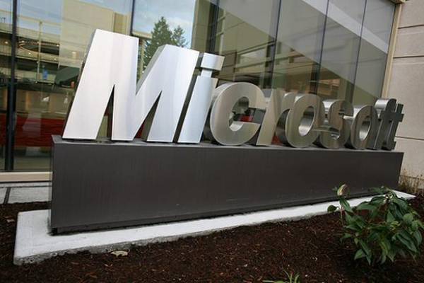 Többszöri számlázás miatt perlik a Microsoft-ot