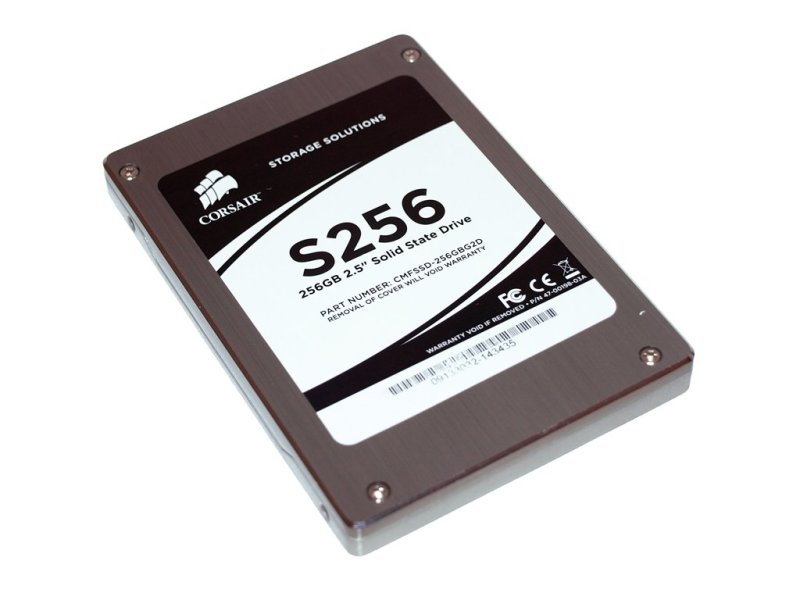 Ultragyors SSD a Corsair-től