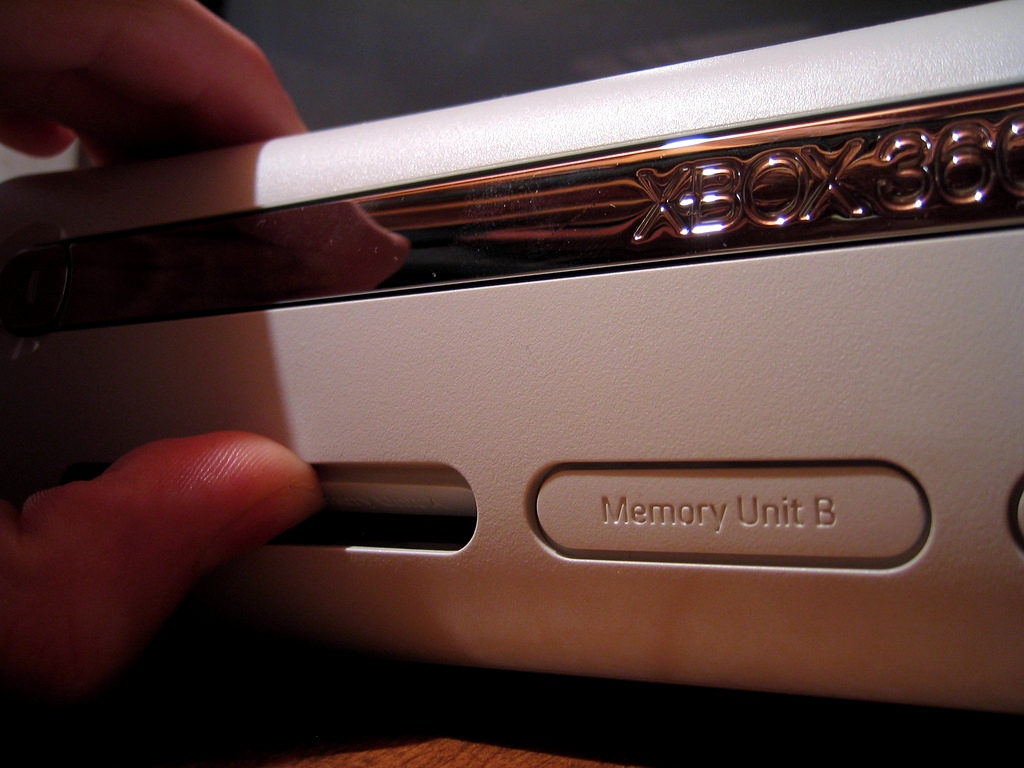 Xbox 360: 60GB LIVE Starter Pack november második felétől