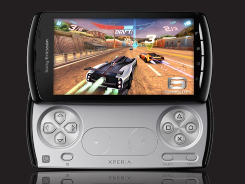 Xperia Play: Megérkezett a PSP Phone!