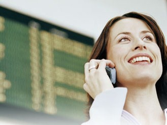 Az EU még mindig elégedetlen a roaming-díjakkal