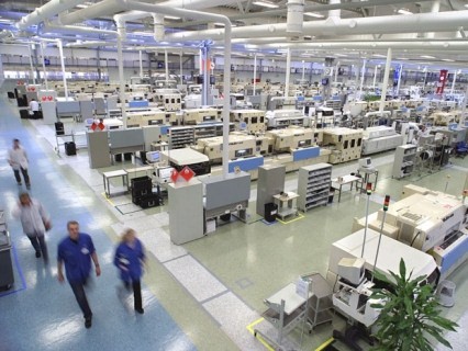 Felháborodás Németországban a Nokia-üzem bezárása miatt